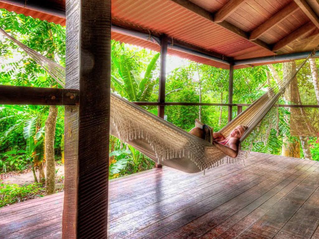 Iguana Lodge Beach Resort Пуэрто-Хименес Экстерьер фото